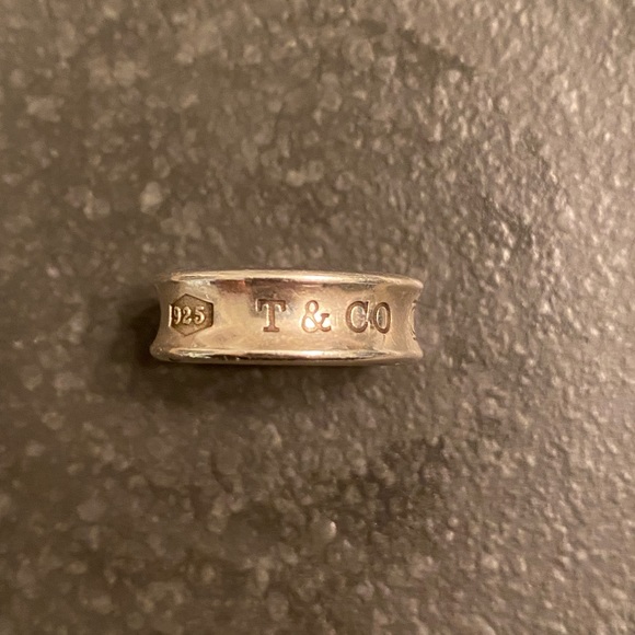Tiffany & Co. Jewelry - Tiffany & Co women’s silver ring